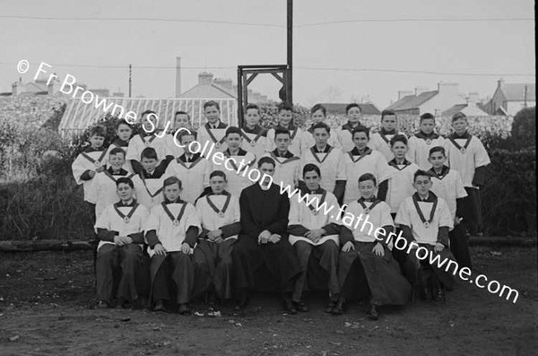 GROUP OF ALTAR BOYS ST IGNATIUS COLLEGE